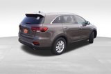 Used 2019 Kia Sorento LX w/ LX Convenience Package image 6