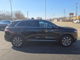 Used 2022 Lincoln Nautilus AWD w/ Premium Package image 5