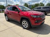 New 2025 Jeep Compass Latitude image 3