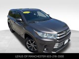 Used 2017 Toyota Highlander XLE image 3