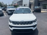 Used 2024 Jeep Compass Latitude image 4