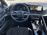Used 2023 Hyundai Elantra SEL w/ Convenience Package image 2