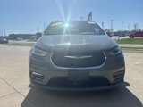 Used 2022 Chrysler Pacifica Touring-L image 5