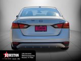 Used 2023 Nissan Altima 2.5 SV image 4