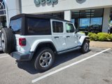 Used 2018 Jeep Wrangler Unlimited Sahara image 4