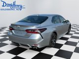 Used 2023 Toyota Camry SE image 5