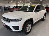 Used 2023 Jeep Grand Cherokee Laredo w/ Luxury Tech Group I image 3