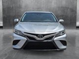 Used 2018 Toyota Camry SE image 2
