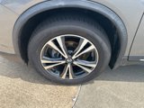 Used 2017 Nissan Rogue SL image 4
