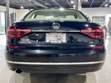 Used 2017 Volkswagen Passat 1.8T SEL Premium image 4