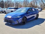 Used 2025 Toyota Camry SE image 3