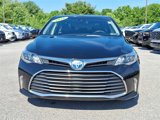 Used 2016 Toyota Avalon Limited image 2