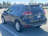Used 2017 Nissan Rogue SV image 5