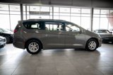 Used 2022 Chrysler Pacifica Touring-L image 4
