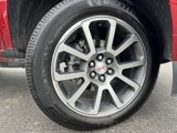Used 2022 GMC Canyon Denali image 2