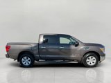 Used 2017 Nissan Titan SV image 2