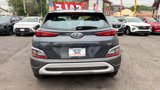 Used 2022 Hyundai Kona SE image 6