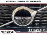 Used 2019 Volvo XC40 T5 R-Design image 3