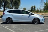 Used 2016 Toyota Prius V Two image 3