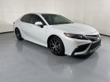 Used 2022 Toyota Camry SE image 2