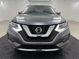 Used 2020 Nissan Rogue SV image 2