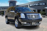 Used 2013 Cadillac Escalade Luxury image 2