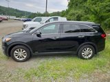 Used 2018 Kia Sorento LX image 2