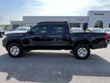 Used 2018 Toyota Tacoma SR image 4