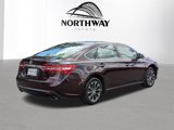Used 2017 Toyota Avalon XLE image 4