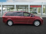 Used 2016 Toyota Sienna XLE image 4