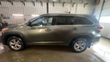 Used 2015 Toyota Highlander XLE image 3