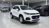 Used 2022 Chevrolet Trax LT w/ LT Convenience Package image 3