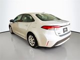 Used 2022 Toyota Corolla LE image 5