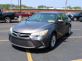 Used 2015 Toyota Camry LE image 2