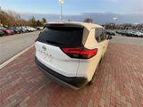 Used 2023 Nissan Rogue S image 5
