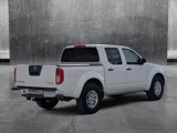 Used 2016 Nissan Frontier SV image 5