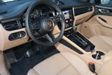 Certified 2025 Porsche Macan image 4