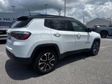 Used 2023 Jeep Compass Limited image 5