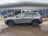 Used 2016 Jeep Cherokee Sport image 3