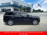 Used 2023 Jeep Grand Cherokee Limited image 3