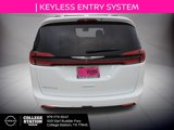 Used 2022 Chrysler Pacifica Touring-L image 5