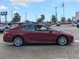 Used 2020 Toyota Camry XLE image 2