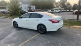 Used 2017 Nissan Altima 2.5 SL w/ Technology Package image 3