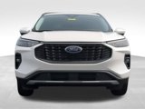 New 2024 Ford Escape SE image 2