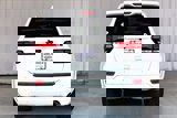 Used 2018 Jeep Grand Cherokee Altitude image 3