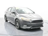 Used 2016 Ford Focus SE w/ SE Sport Package image 3