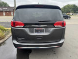 Used 2019 Chrysler Pacifica Touring-L image 6