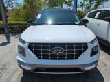 Used 2022 Hyundai Venue Limited image 3
