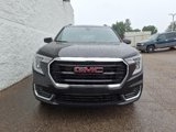 Certified 2022 GMC Terrain SLE w/ Driver Convenience Package image 2