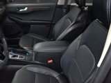 Used 2020 Ford Escape Titanium image 6